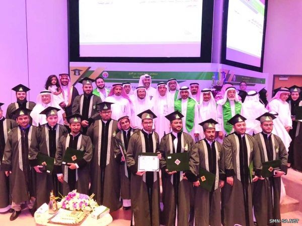 #جامعة_الملك_عبدالعزيز تدفع 83 طبيبا وطبيبة إلى الميدان الصحي