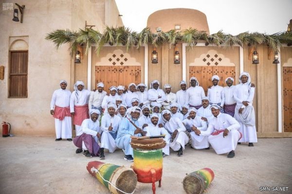 "العاشوري" و"الليوه" فنون شرقية على أرض الجنادرية