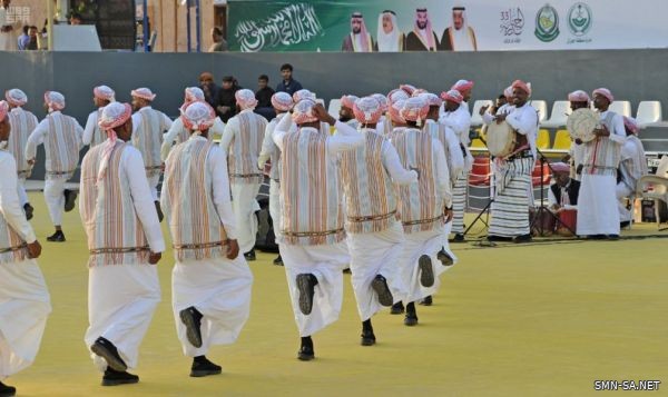 قرية جازان التراثية تعرف زوارها بنمط الحياة والتنوع الثقافي والحضاري