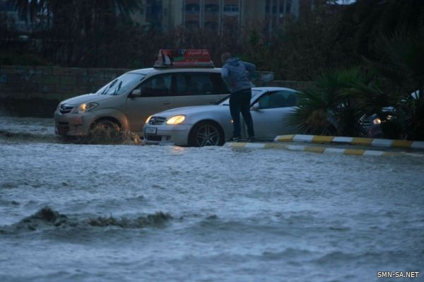 عاصفة جوية على لبنان ظهر اليوم رافقها هطول كثيف للثلوج والمطر