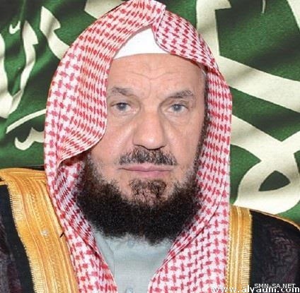 الشيخ المنيع : الأصل في قيادة المرأة للسيارة الإباحة