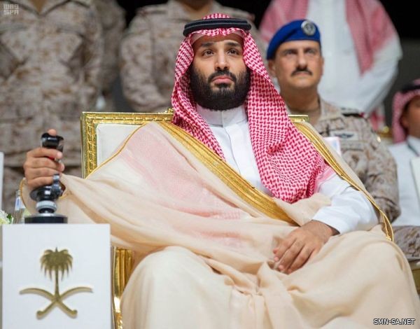 الأمير #محمد_بن_سلمان يُدشن أول طائرة تدريب نفاثة من طراز هوك تم تجميعها وتصنيعها بأيادٍ وطنية