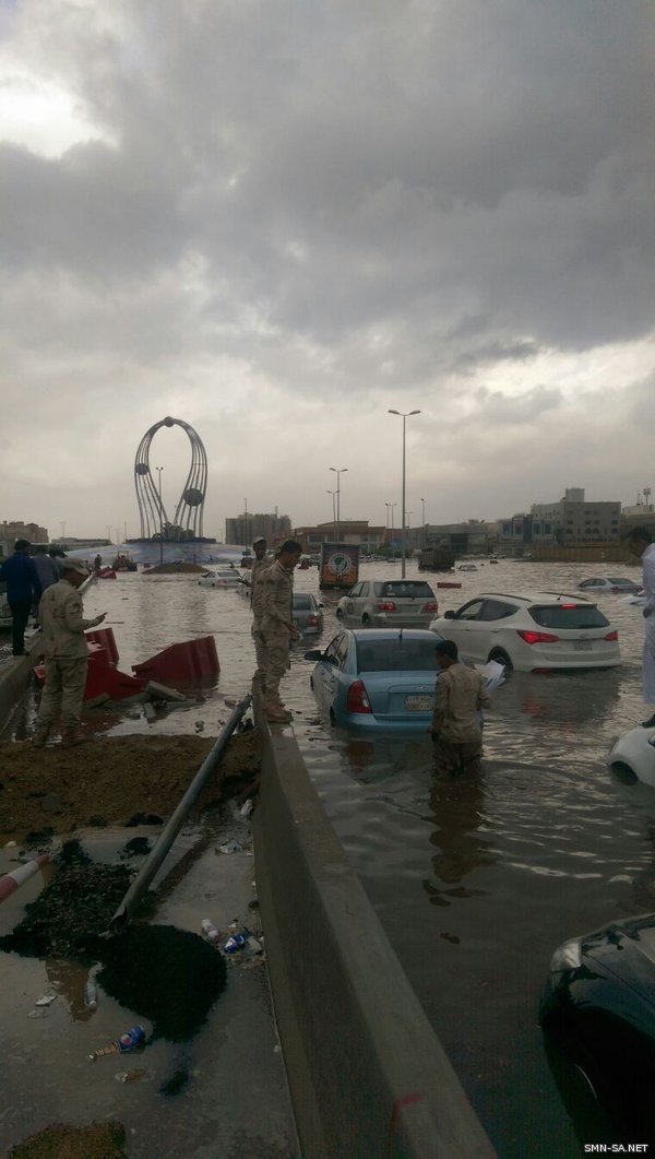 بعد ماعيدوا بك ف.الرخا.. خانوك ف الشده ( الشاعر رده السفياني