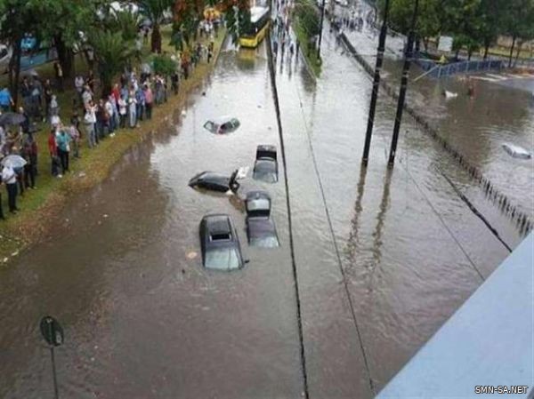 فيضانات تضرب غرب اليونان بعد أيام من مقتل 7 في عاصفة