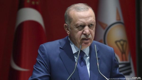 أردوغان انتهى يتصدر تويتر .. ومغردون : وداعا حرامي النفط