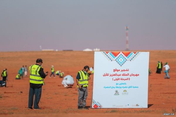 آفاق خضراء البيئية تُساهم في المرحلة الأولى من تنمية الغطاء النباتي في الصياهد