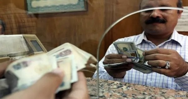 1.7 مليار دولار زيادة في تحويلات المصريين العاملين بالخارج خلال 7 أشهر