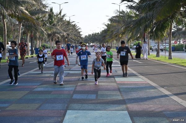 بمشاركة سمو وزير الرياضة أمانة جدة تنظم حملة توعية لحماية النمر العربي