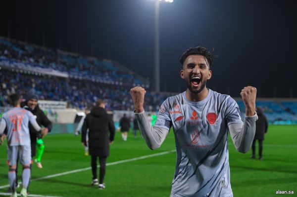 لا جديد .. الفيحاء يُقصىي الهلال