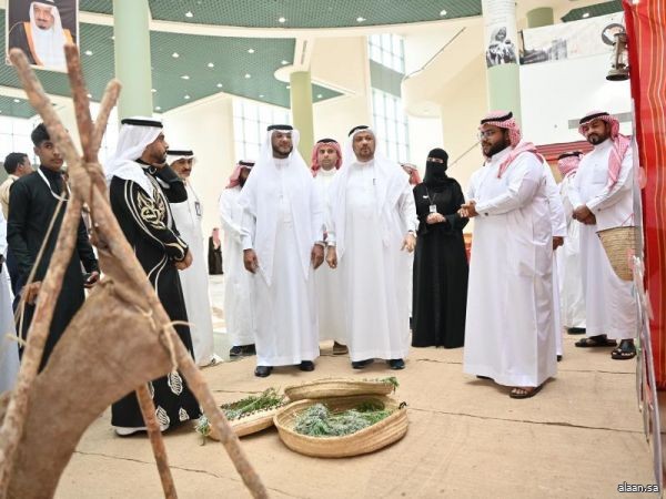 جامعة جازان تدشن معرض "يوم التأسيس السعودي"