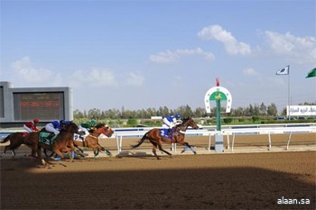 وسط ترقب محلي وخليجي ..  انطلاق موسم سباقات الخيل بالطائف