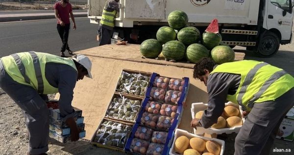 أمانة جدة تنفذ حملة لتتبّع الباعة الجائلين بنطاق البلد