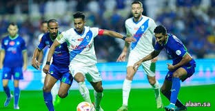 مواصلاً صدارتَه لترتيب دوري روشن السعودي .. الهلال يتغلب على الفتح