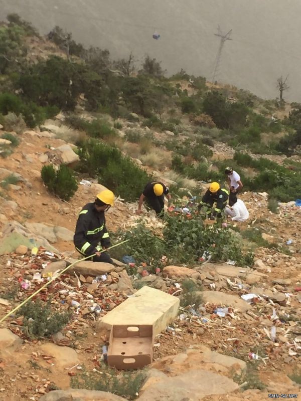 انزلاق شاب سعودي من منحدر صخري وعر في منتزه السودة